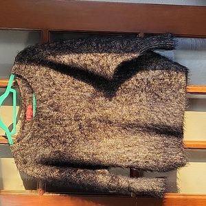 Jennifer Lopez Fuzzy sweater